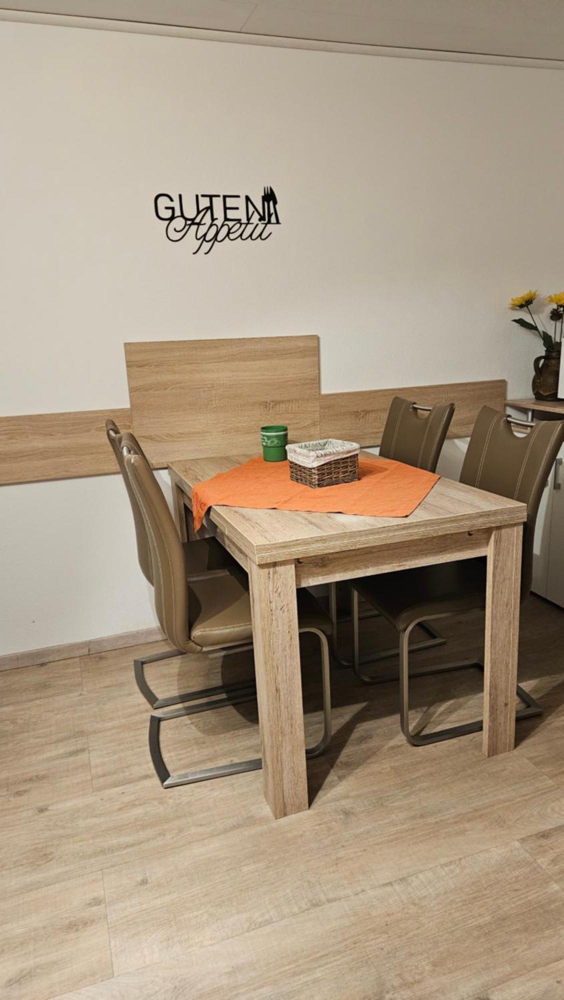 Irmgard Und Gerlinde Apartment