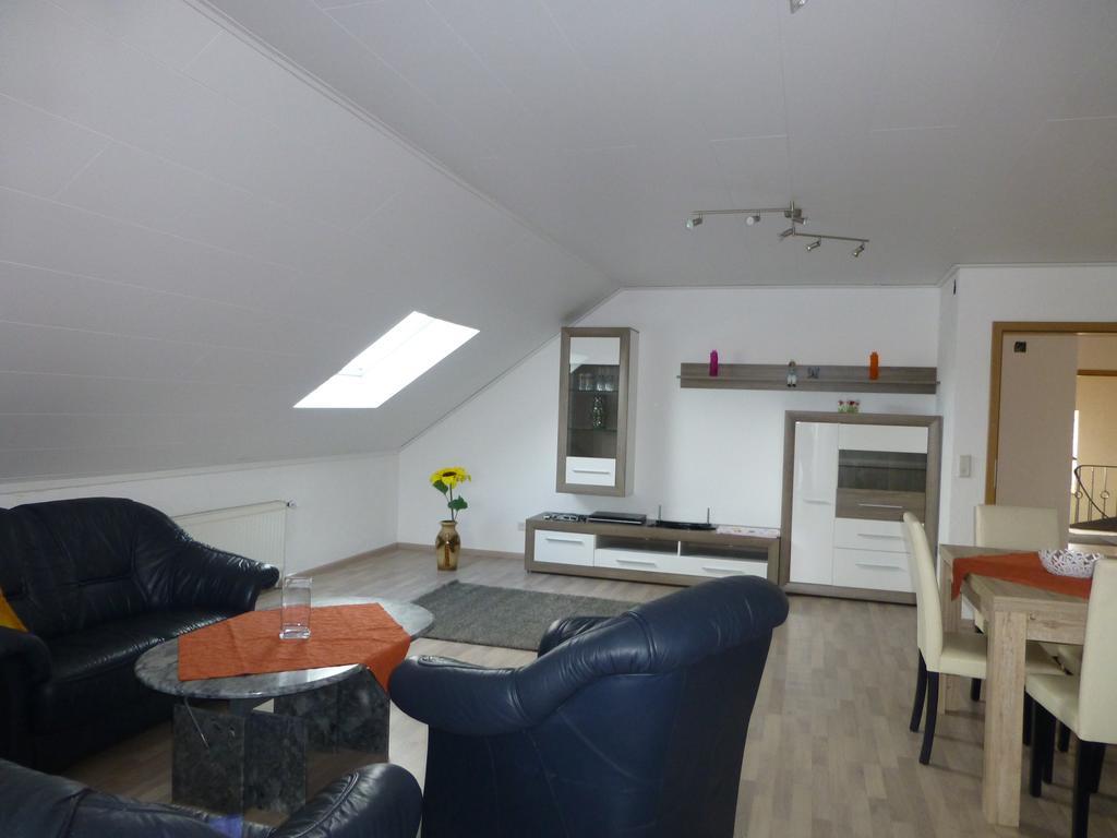 Irmgard Und Gerlinde Apartment *